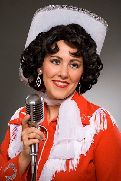 Katie Deal as Patsy Cline