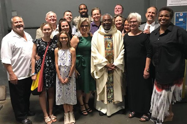Christ Church XChoir with the Bishop in Austin