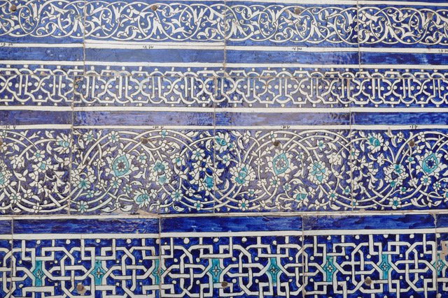 Tiles and detail 01