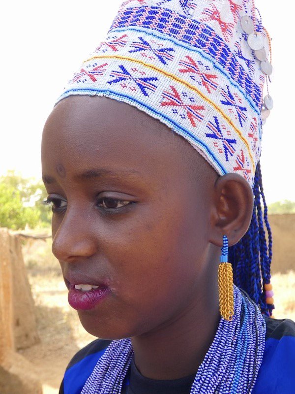 Fulani women high foreheads tattoos 03.jpeg