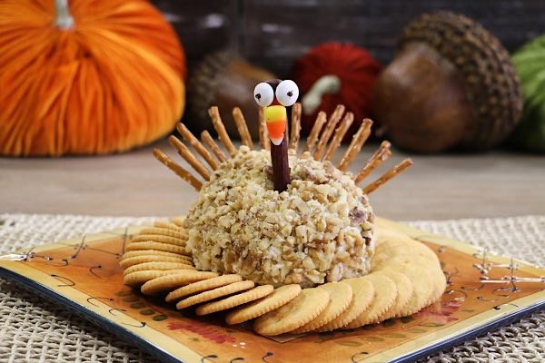 Tommy Turkey Cheese Ball